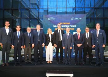 İSÜ HEALTINEERING Fusion’da “Migratreck” adlı proje birinci oldu