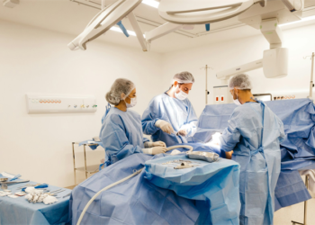 How the plastic mountain from healthcare could be recycled