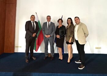 Türk ve Bulgar Diş Hekimleri arasında yeni bir iş birliği