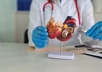 Kalp kapak hastalıkları hayati risk taşıyor!